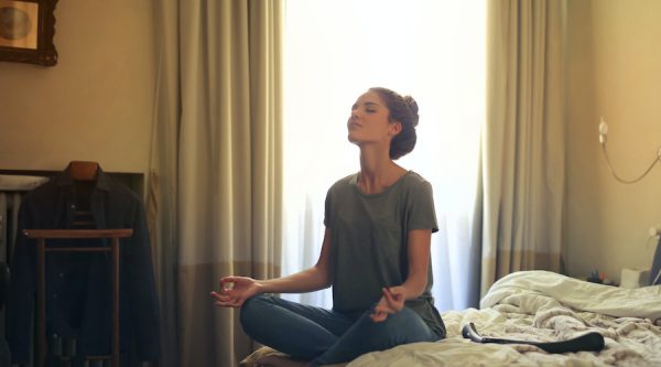 pexels-andrea-piacquadio-3772612 Negocios y energía